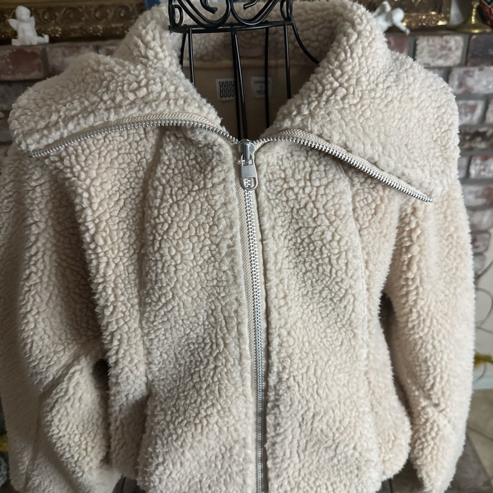 Vintage Rare Lmeaire X Uniqlo Cream Sherpa Fleece Bomber Jacket - Picture 2 of 10